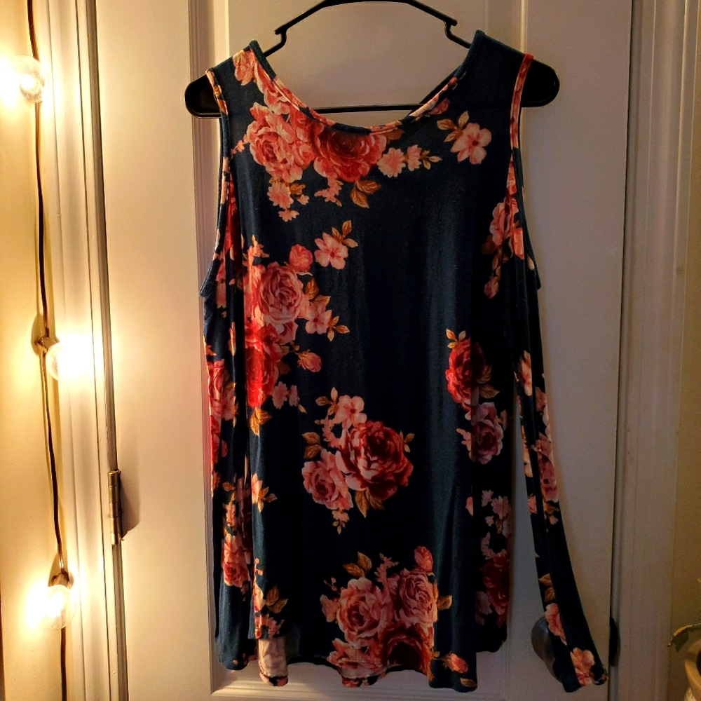 Floral Longsleeve Blouse